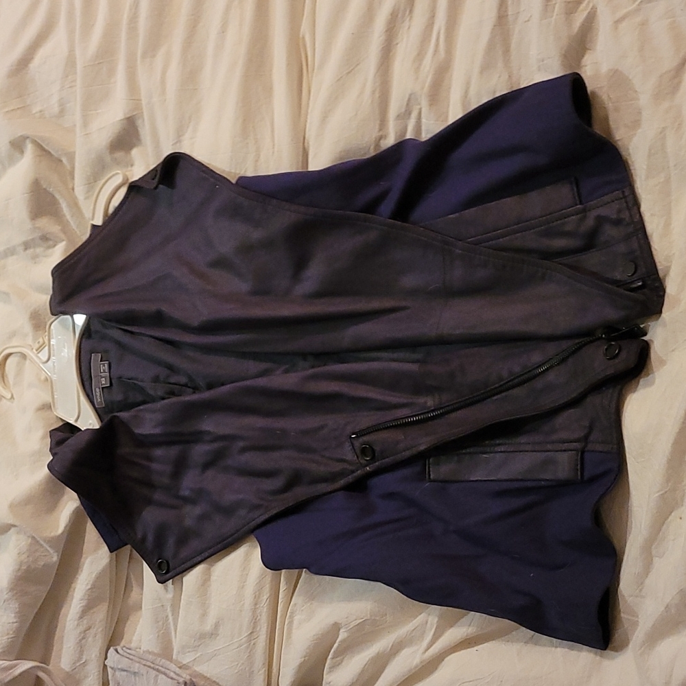 Used Vince vest XS